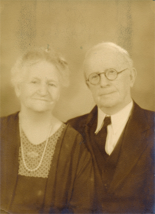 John Franklin & Eliza Oregon McNair Johnes